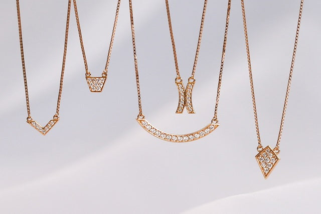 艶が美しいベネチアンチェーンネックレス【チェーン種類別紹介】