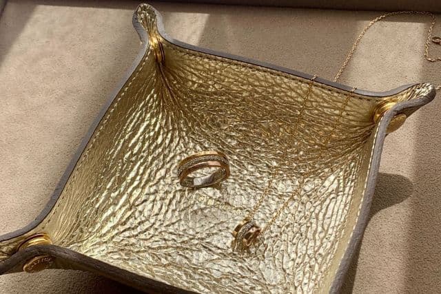 【働くママのブログ】毎日に輝きと幸せを。上質なイタリアンレザーが彩るワンランク上の日常