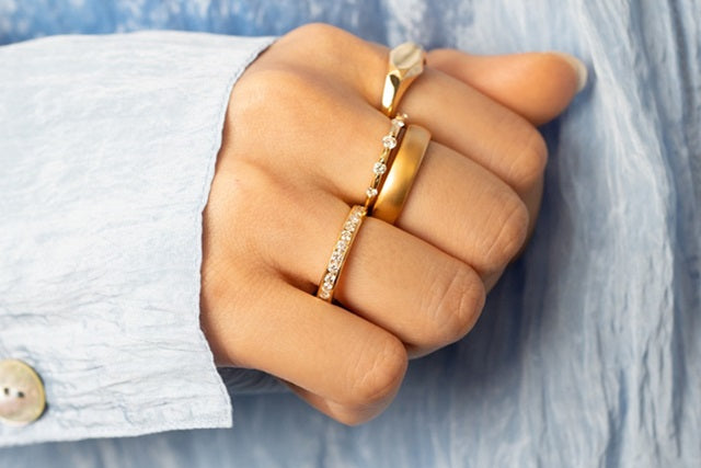 ボリュームリングの魅力を最大限に!重ね付けアイディア集