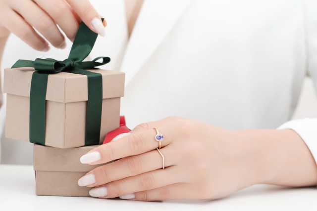 【2024HOLIDAY】COORDINATE GALLERY