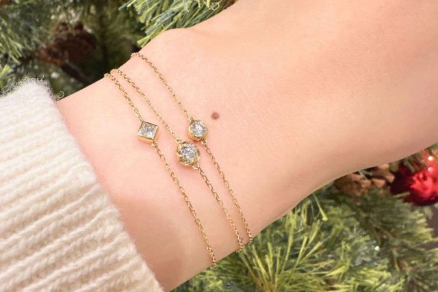 贈り物にも自分へのご褒美にも選ばれる、一粒ダイヤモンドジュエリーの魅力