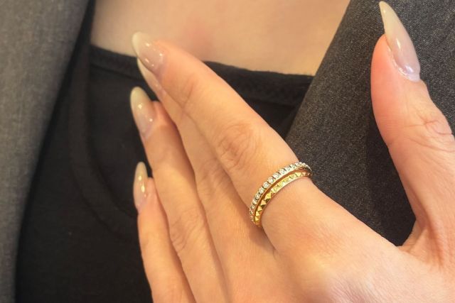 ホリデーシーズンの12月に、表参道店で注目を集めていたジュエリーをご紹介