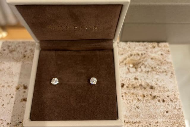 爪留め一粒ダイヤモンドピアスの選び方|スタッフが迷い抜いて手に入れた理想のダイヤモンドピアス