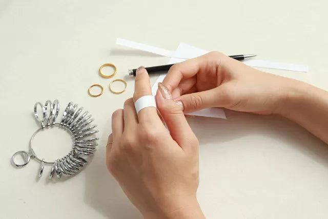 リングサイズの測り方&手のタイプ別選び方~私にぴったりなリングが欲しい!