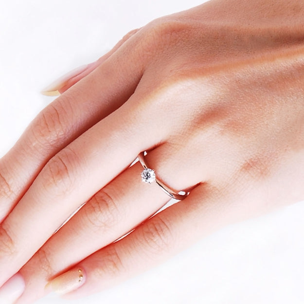 K18/Pt「中石0.2ct アリス」エンゲージリング