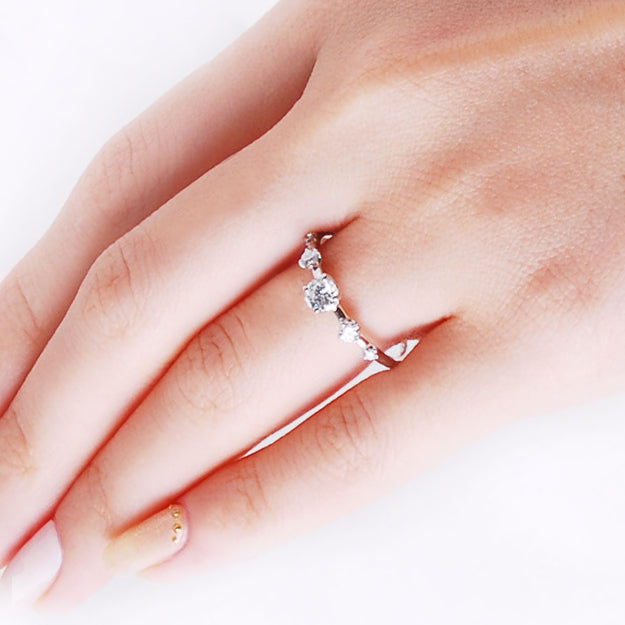 K18/Pt「中石0.2ct ジャスミン」エンゲージリング