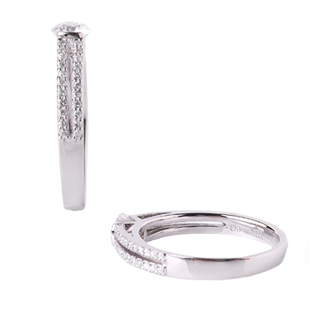 K18/Pt「中石0.3ct ベル」エンゲージリング