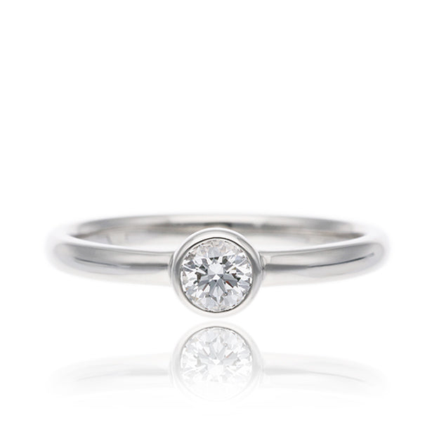 K18/Pt「中石0.2ct カロン」エンゲージリング