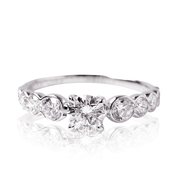 K18/Pt「中石0.3ct オーロラ」エンゲージリング