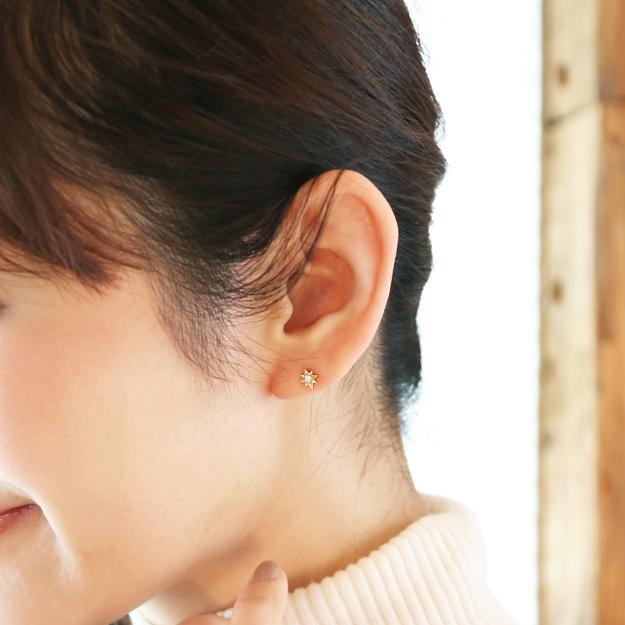 K18/Pt「ソレイユ」ピアス(片耳用)