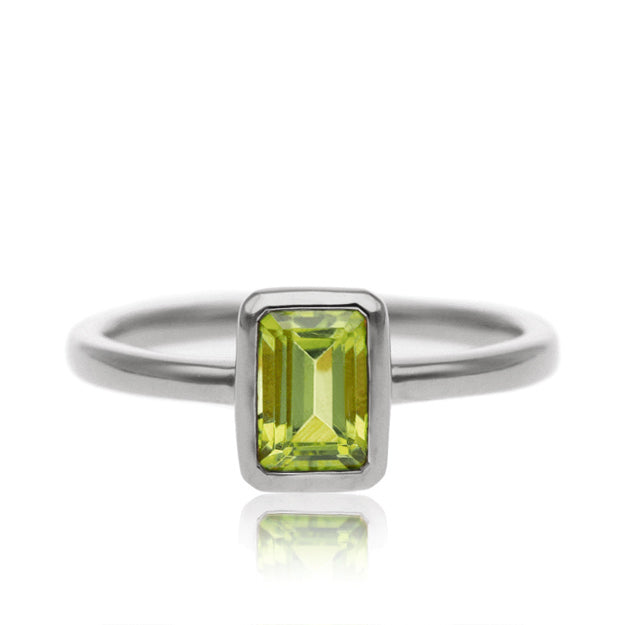 K18/Pt「ペリドット セーラ」リング