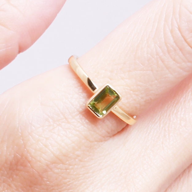 K18/Pt「ペリドット セーラ」リング