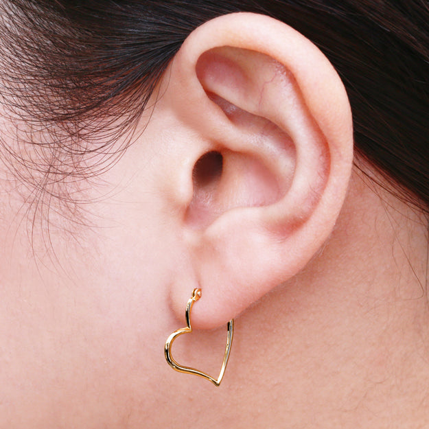 K18/Pt「ハートフープ」ピアス