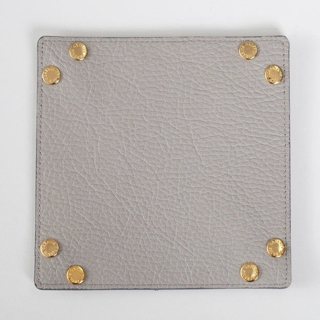 「オリジナルレザージュエリートレイ」オフホワイト×グレー