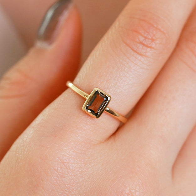 K18/Pt「スモーキークオーツ セーラ」リング