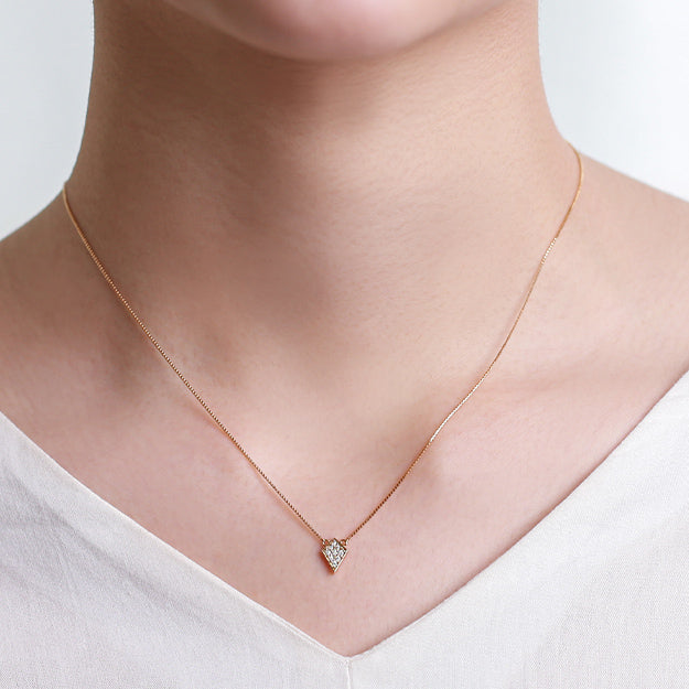 K18/Pt「カイコス」ネックレス