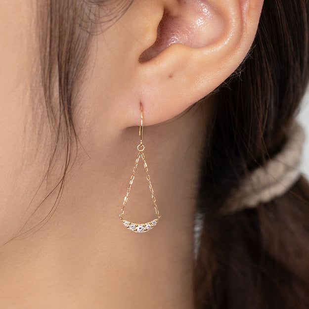 K18/Pt「ニーナフック」ピアス