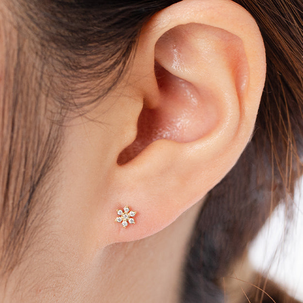 K18/Pt「スノーク」ピアス(片耳用)