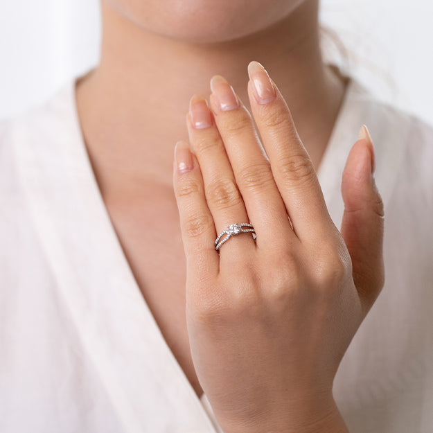 K18/Pt「中石0.3ct オーキッド」エンゲージリング