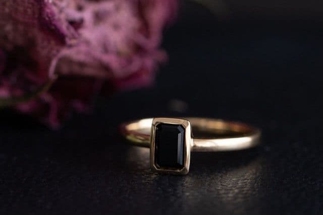 10月1日発売】オレフィーチェ限定ブラックコレクション｜ブラック