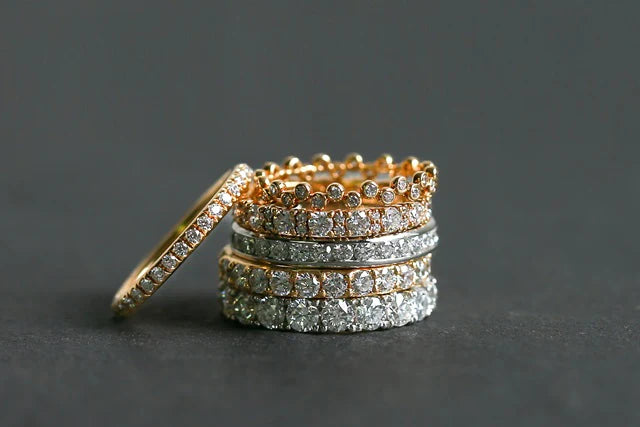 SIクラス✨美品❗️OREFICE❣️D0.10CT✨k18エタニティダイヤリング B81W7201_1000x.webp?v=1717650310