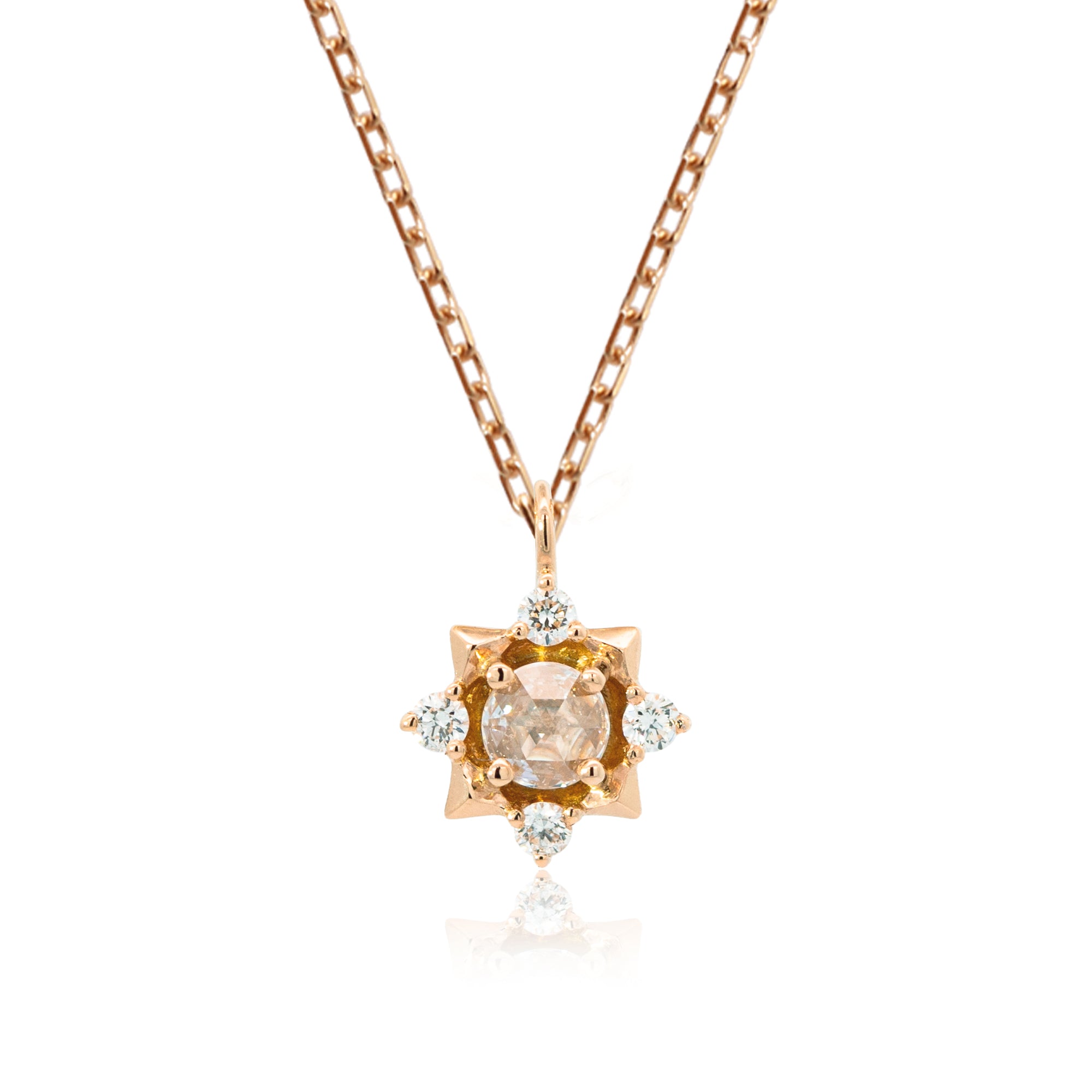 11月6日発売 K18/Pt「ルミストラ」ネックレス