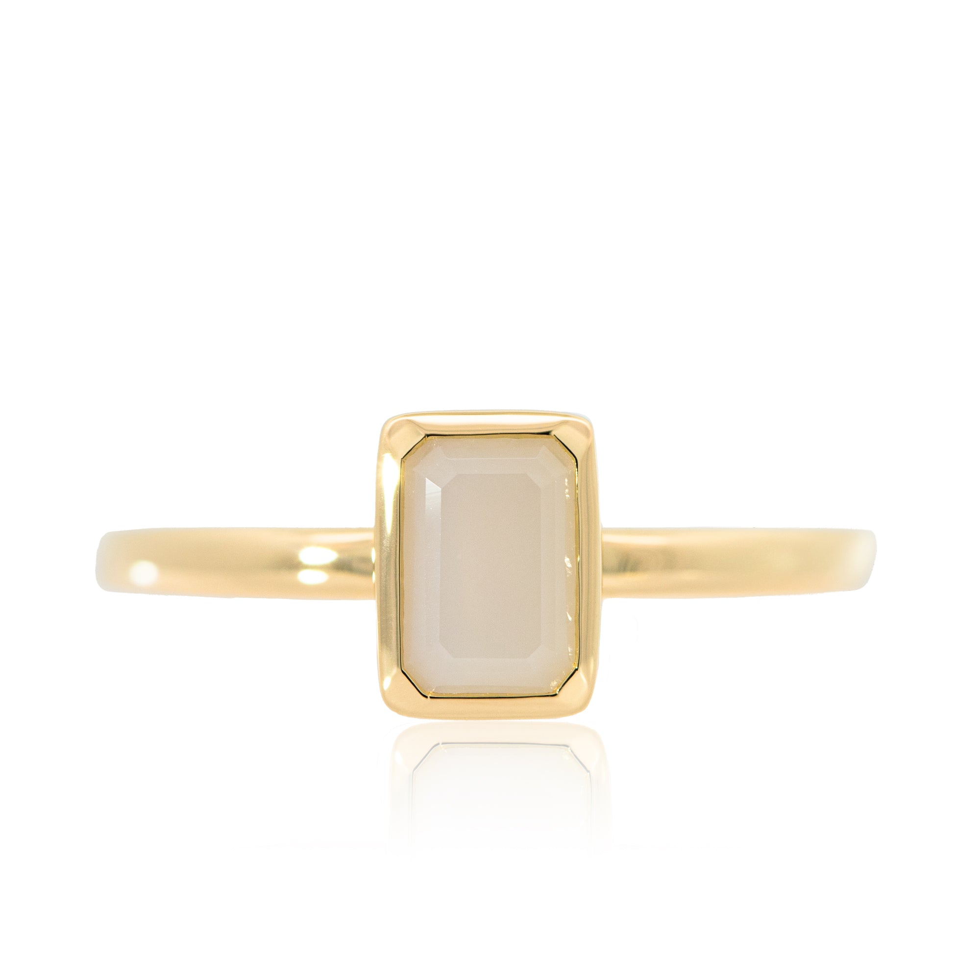 11月27日発売 K18/Pt「ホワイトアゲート セーラ」リング