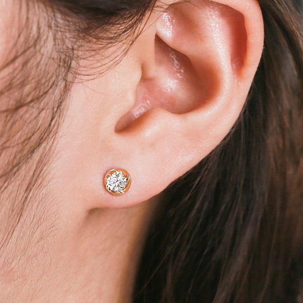 K18/Pt「0.6ct ラウラ」ピアス